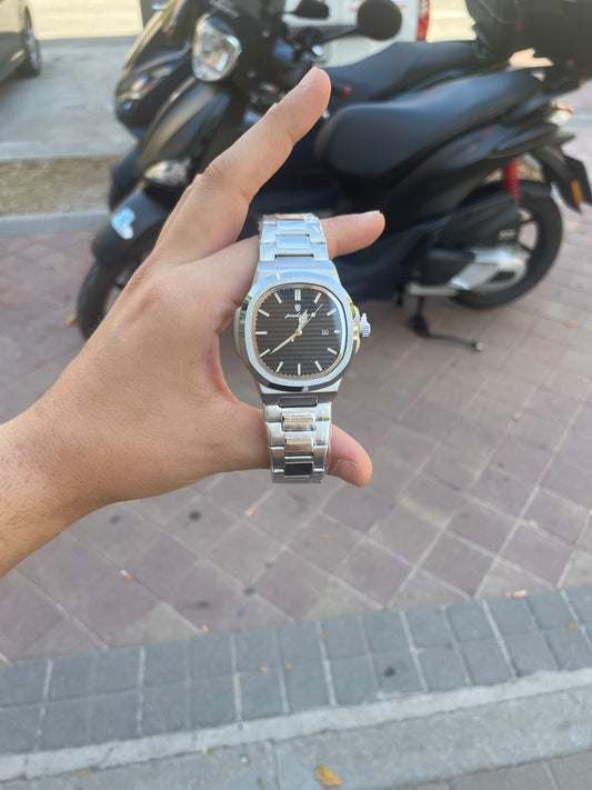 ⌚ Reloj Clásico Elegante con Esfera Negra - Estilo Nautilus